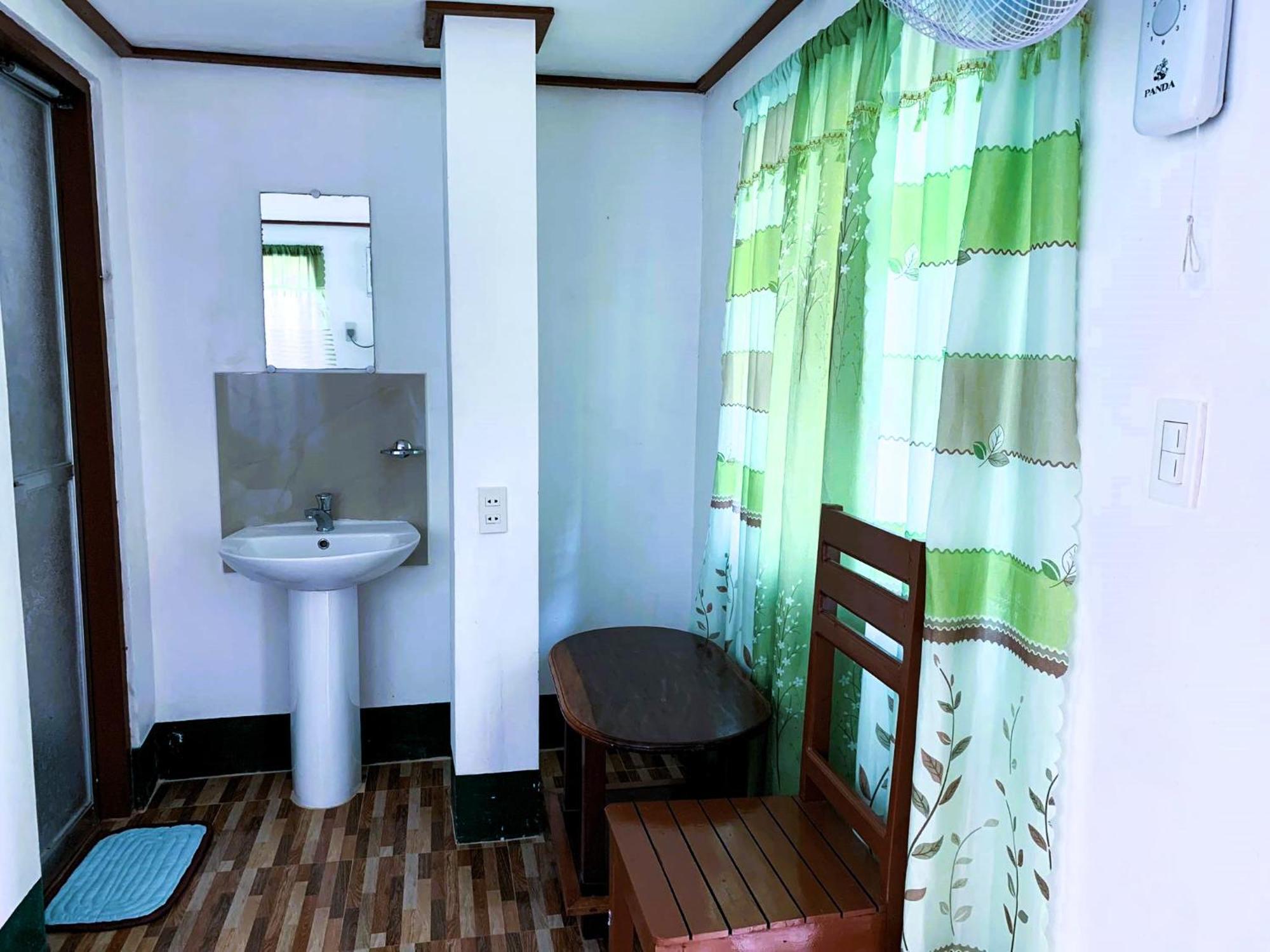Divinagracia Cottages San Vicente  Ngoại thất bức ảnh